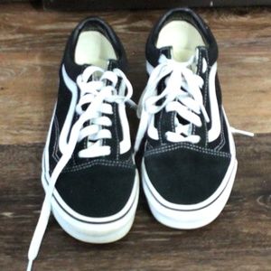 Black Vans Old Skool